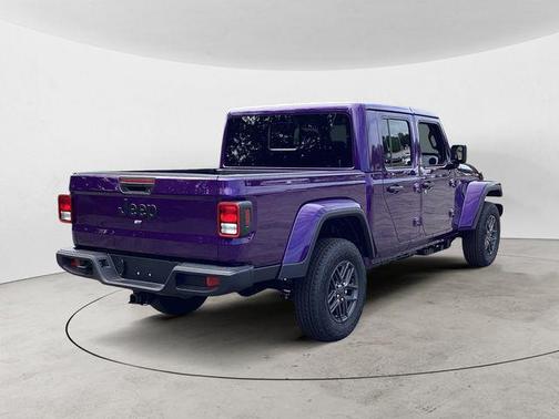 Reign 2026 Jeep Gladiator Sport S