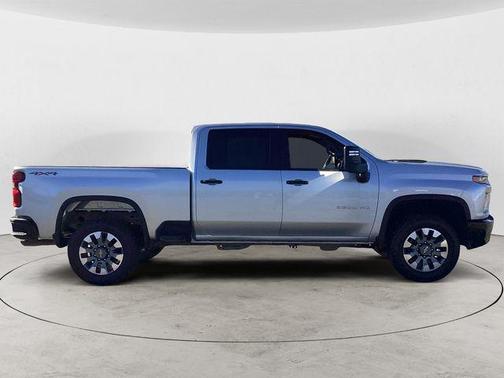2023 Chevrolet Silverado 2500 Custom