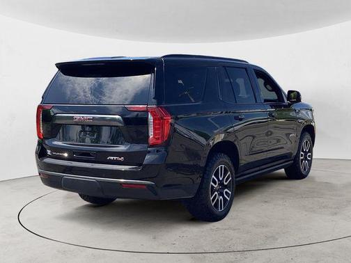 2023 GMC Yukon 4WD AT4