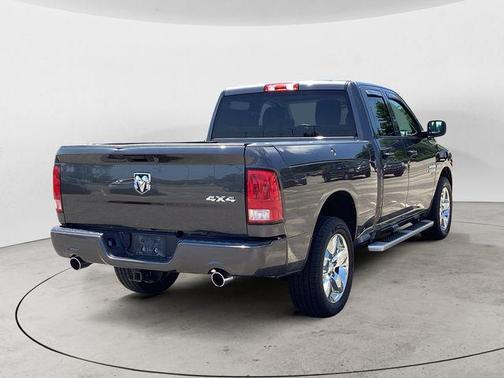 Granite Crystal Metallic Clearcoat 2019 RAM 1500 Express