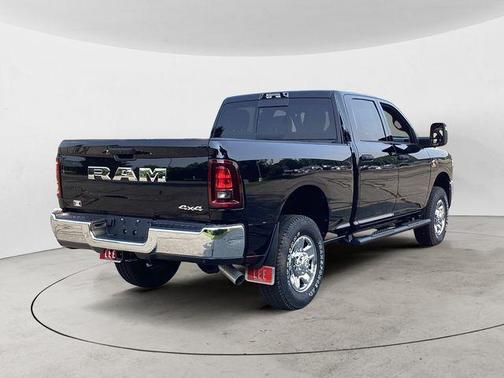 2025 RAM 2500 Tradesman Crew Cab 4x4 6'4' Box