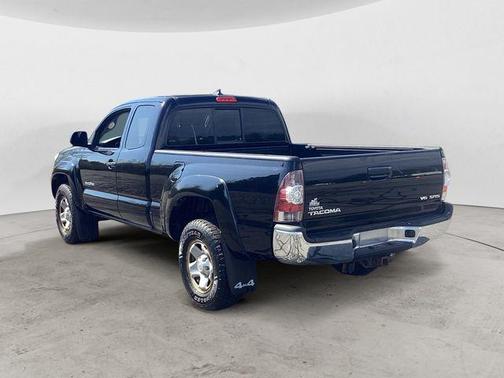 Black 2014 Toyota Tacoma Base