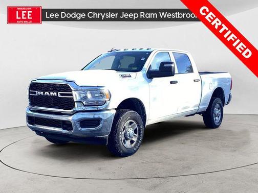 2024 RAM 2500 Tradesman Crew Cab 4x4 6'4' Box