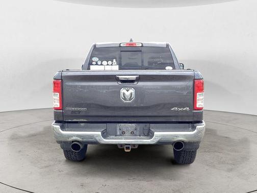 Granite Crystal Metallic Clearcoat 2019 RAM 1500 Big Horn
