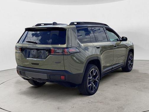 '41 2026 Jeep Cherokee Overland