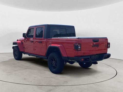 2025 Jeep Gladiator Willys