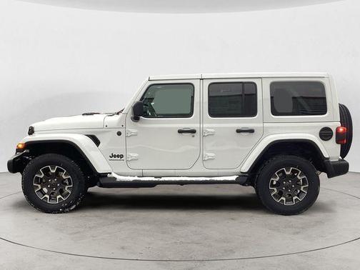 2026 Jeep Wrangler 4-Door Sahara 4x4