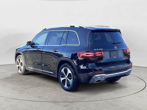2024 Mercedes-Benz GLB 250 4MATIC