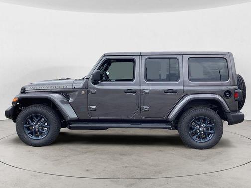 Granite Crystal Metallic Clearcoat 2026 Jeep Wrangler Sport