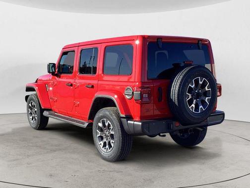 2026 Jeep Wrangler 4-Door Sahara 4x4