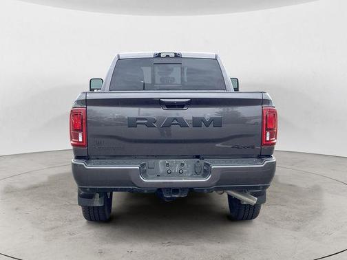 2025 RAM 2500 Laramie Crew Cab 4x4 6'4' Box