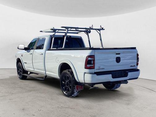 2022 RAM 3500 Limited Crew Cab 4x4 8' Box