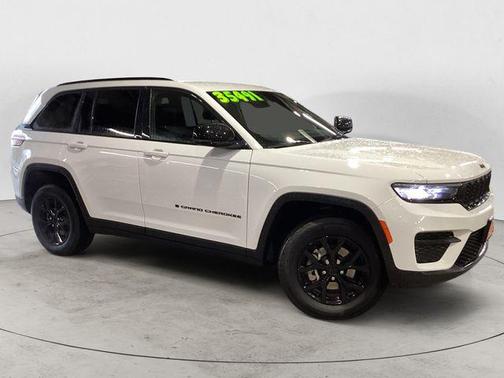 2024 Jeep Grand Cherokee Altitude
