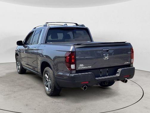 Modern Steel Metallic 2022 Honda Ridgeline RTL-E