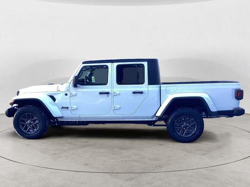 2026 Jeep Gladiator Sport S