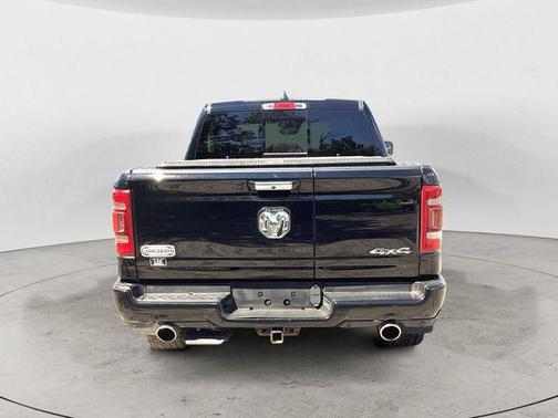 Diamond Black Crystal Pearlcoat 2021 RAM 1500 Longhorn