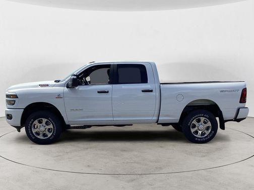Bright White Clearcoat 2026 RAM 2500 Big Horn Crew Cab 4x4 6'4' Box