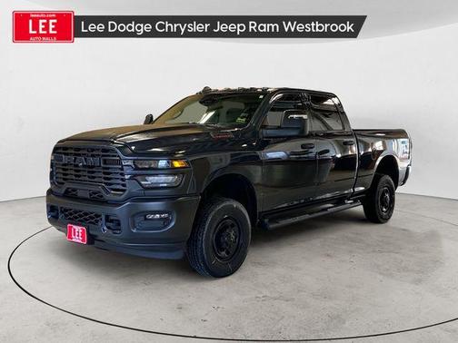 2026 RAM 2500 Tradesman Crew Cab 4x4 6'4' Box