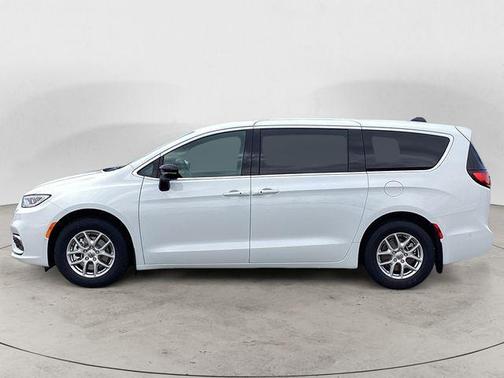2025 Chrysler Pacifica L