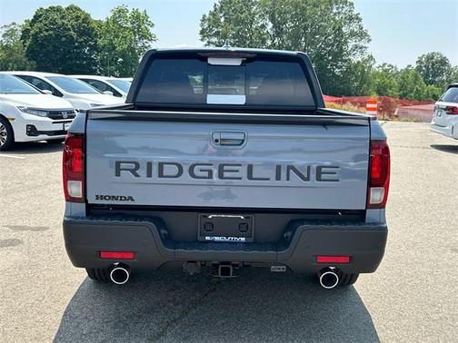 2025 Honda Ridgeline Black