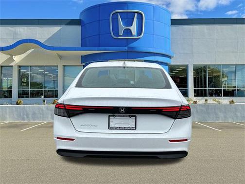 2025 Honda Accord LX 1.5T