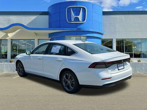 Platinum White Pearl 2023 Honda Accord EX