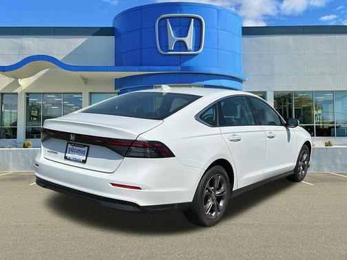 Platinum White Pearl 2023 Honda Accord EX