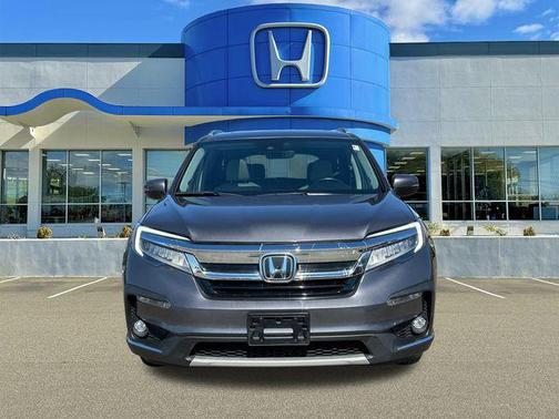 Gray 2021 Honda Pilot Touring 8-Passenger