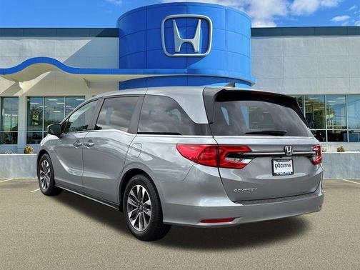 Lunar Silver Metallic 2023 Honda Odyssey EX-L