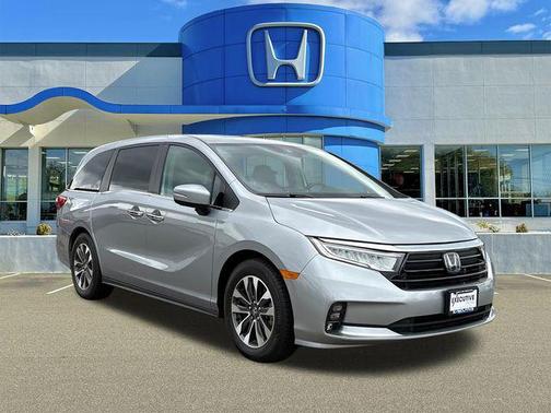Lunar Silver Metallic 2023 Honda Odyssey EX-L