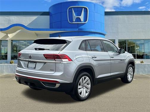 2023 Volkswagen Atlas Cross Sport 3.6L V6 SE w/Technology