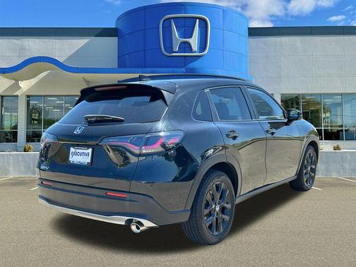 Crystal Black Pearl 2023 Honda HR-V AWD Sport