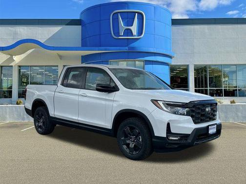 Platinum White Pearl 2026 Honda Ridgeline TrailSport