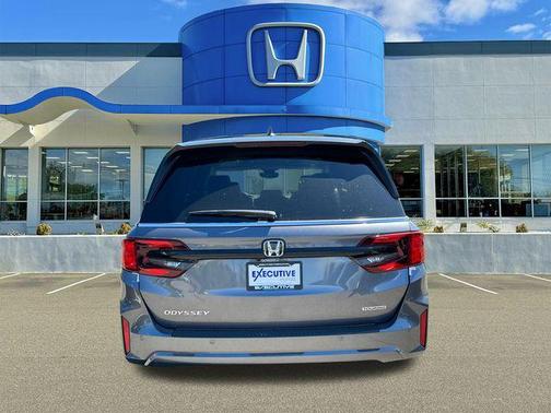 Modern Steel Metallic 2026 Honda Odyssey Touring