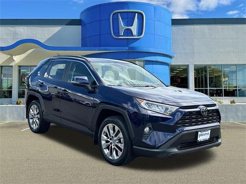 2019 Toyota RAV4 XLE Premium