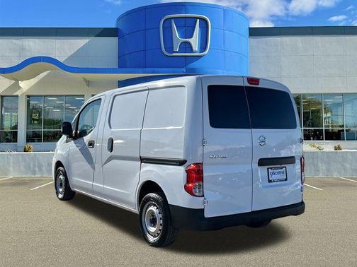 2021 Nissan NV200 S
