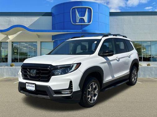 2023 Honda Passport AWD TrailSport