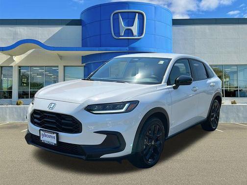 Platinum White Pearl 2025 Honda HR-V AWD Sport