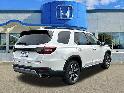 2025 Honda Pilot AWD TRG