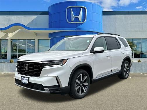 2025 Honda Pilot AWD TRG