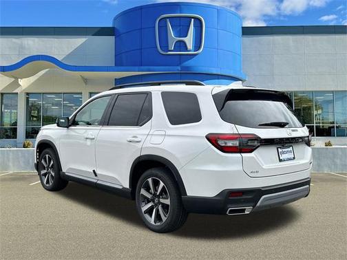 2025 Honda Pilot AWD TRG
