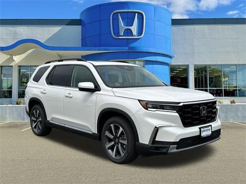 2025 Honda Pilot AWD TRG