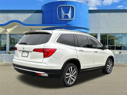 2017 Honda Pilot Elite