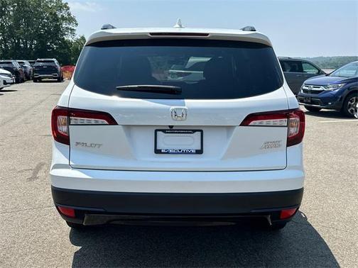 2022 Honda Pilot AWD Sport
