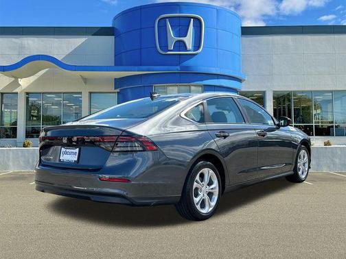 2025 Honda Accord LX 1.5T