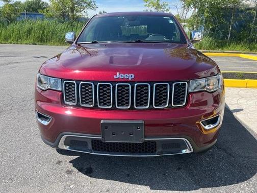 Photo 2 of 8 of 2019 Jeep Grand Cherokee Limited