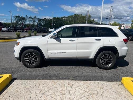 Photo 2 of 6 of 2019 Jeep Grand Cherokee Limited