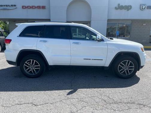 Photo 6 of 6 of 2019 Jeep Grand Cherokee Limited