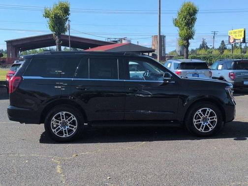 AGATE BLACK METALLIC 2025 Ford Expedition Active