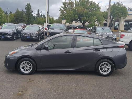 2017 Toyota Prius Four